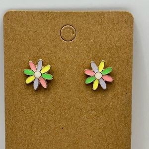 Pastel pedal flower stud earrings